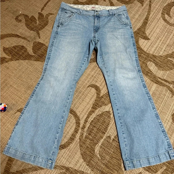 VENEZIA (Lane Bryant) Vintage low waist wide leg jeans - great condition! Sz16 - Picture 1 of 11